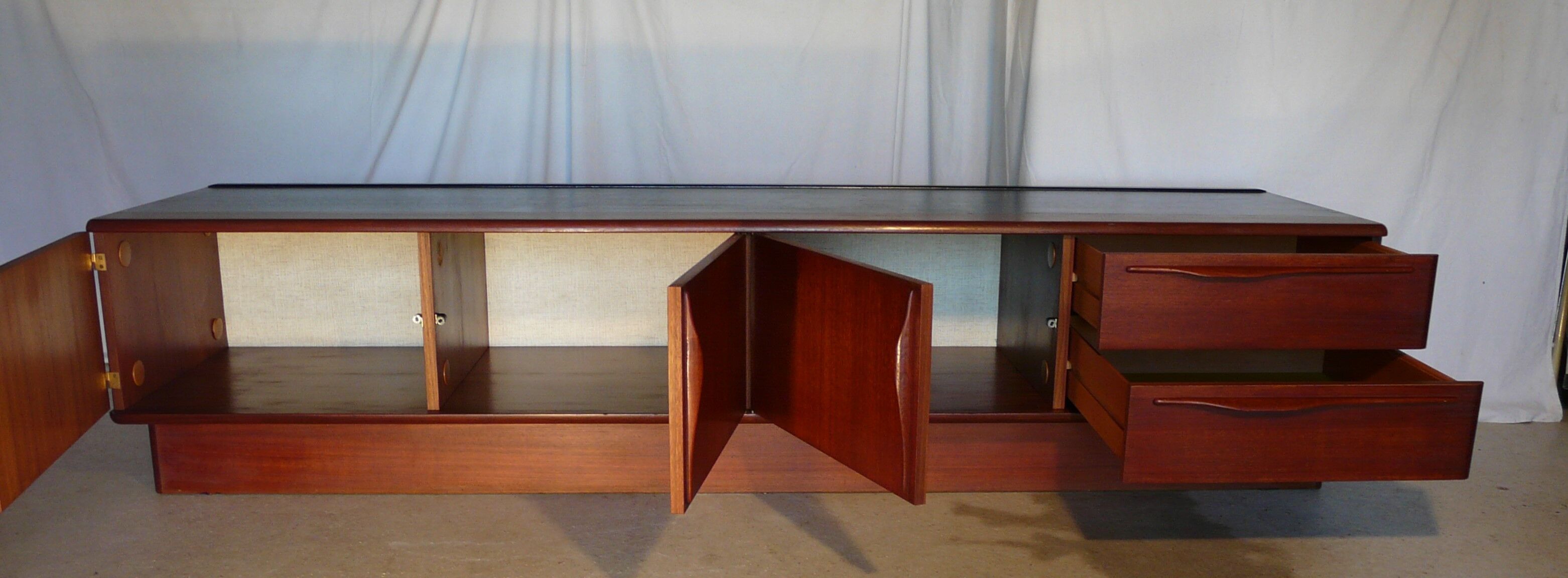 Vintage Scandinavian teak bass row