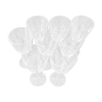 Set of 8 crystal wine glasses engraved 1960