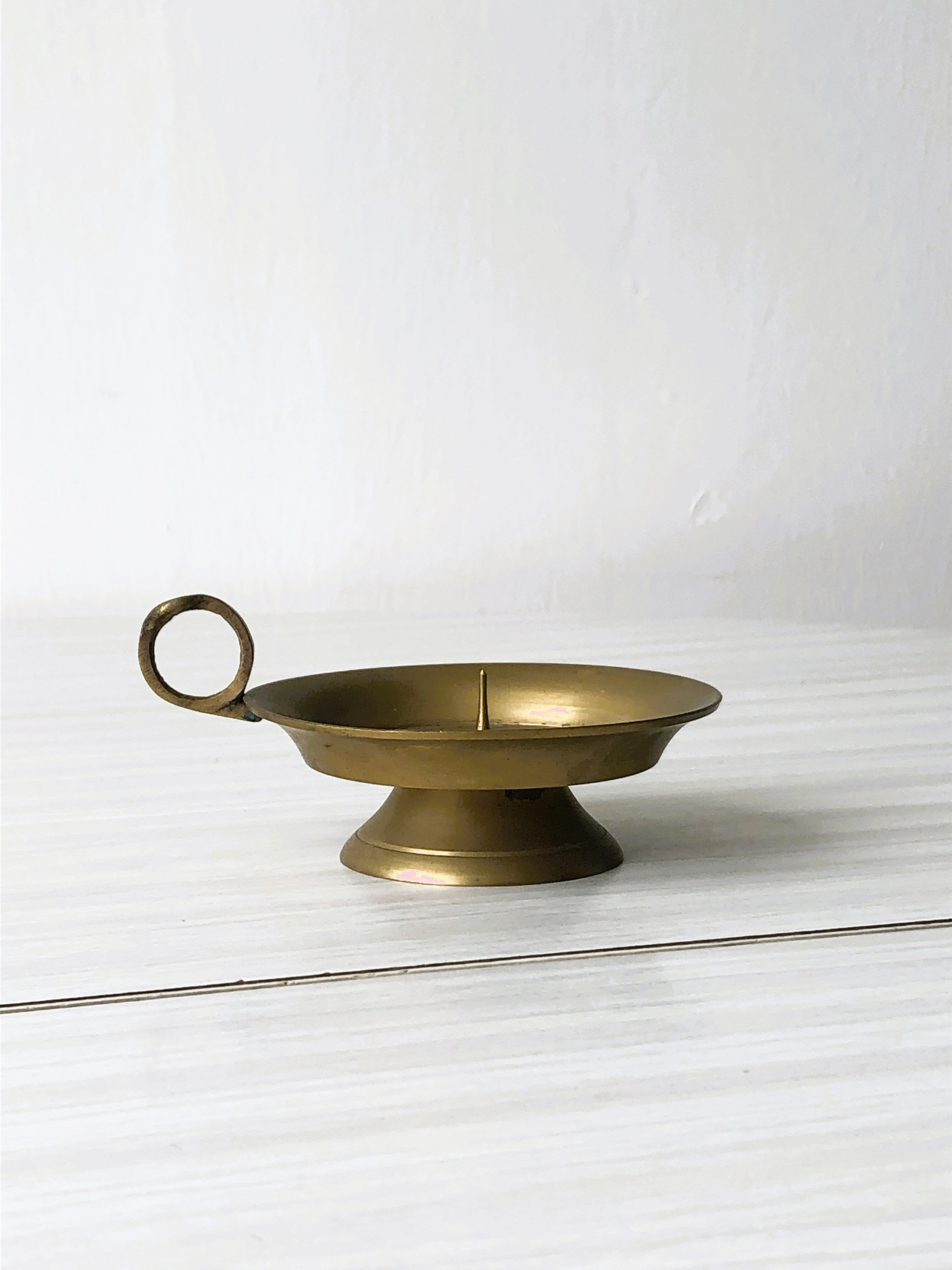Copper spade candle holder covered with a golden film - handle small ring - for candle with rod