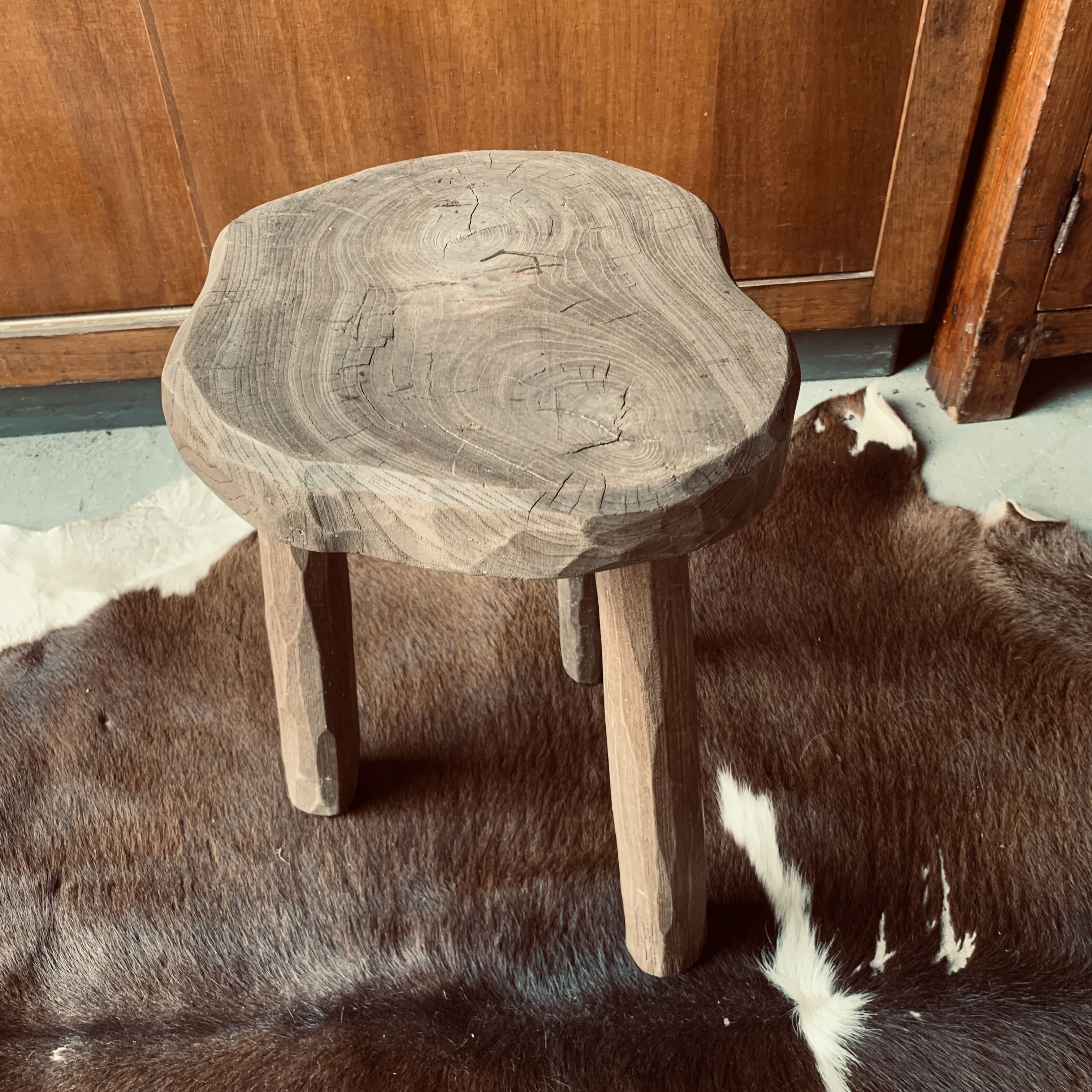 Tripod stool