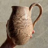 Pitcher in mixed earth of Apt