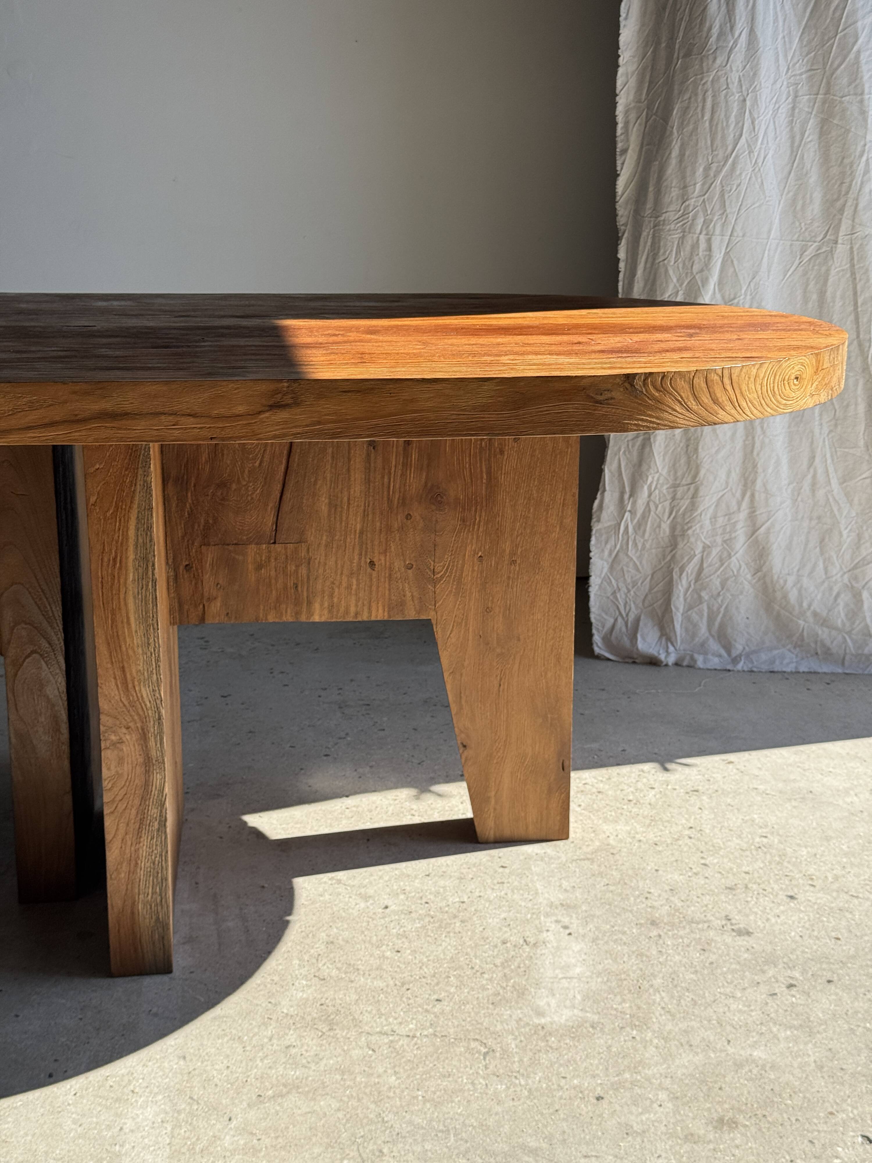 Immense solid teak table 2.10m x 1m