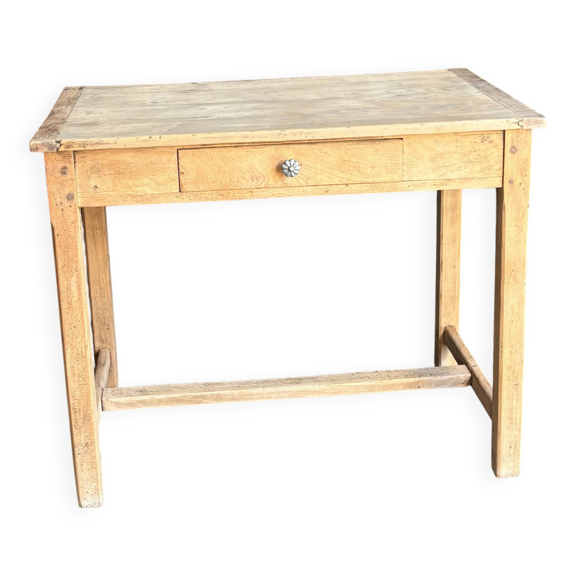 Petite table en bois