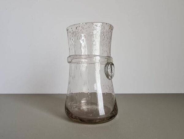 Vase en verre bullé de Biot français   Soufflé à la main vintage