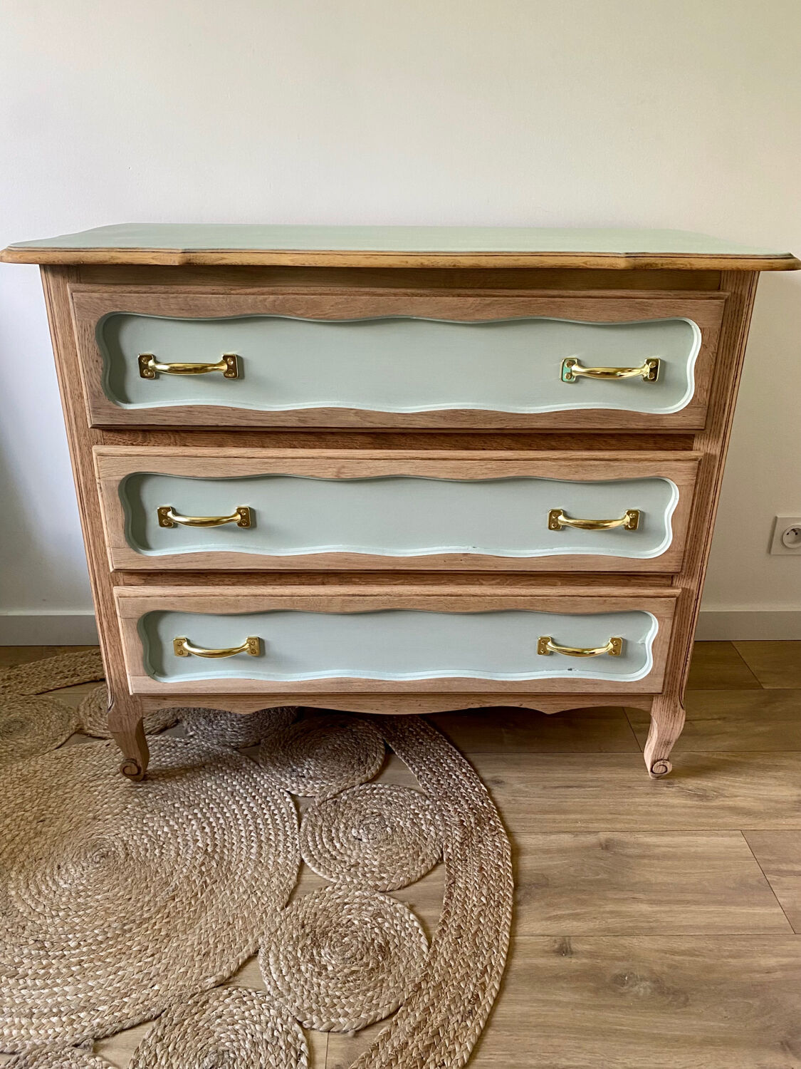 Vintage chest of drawers 3 drawers raw wood and sage green