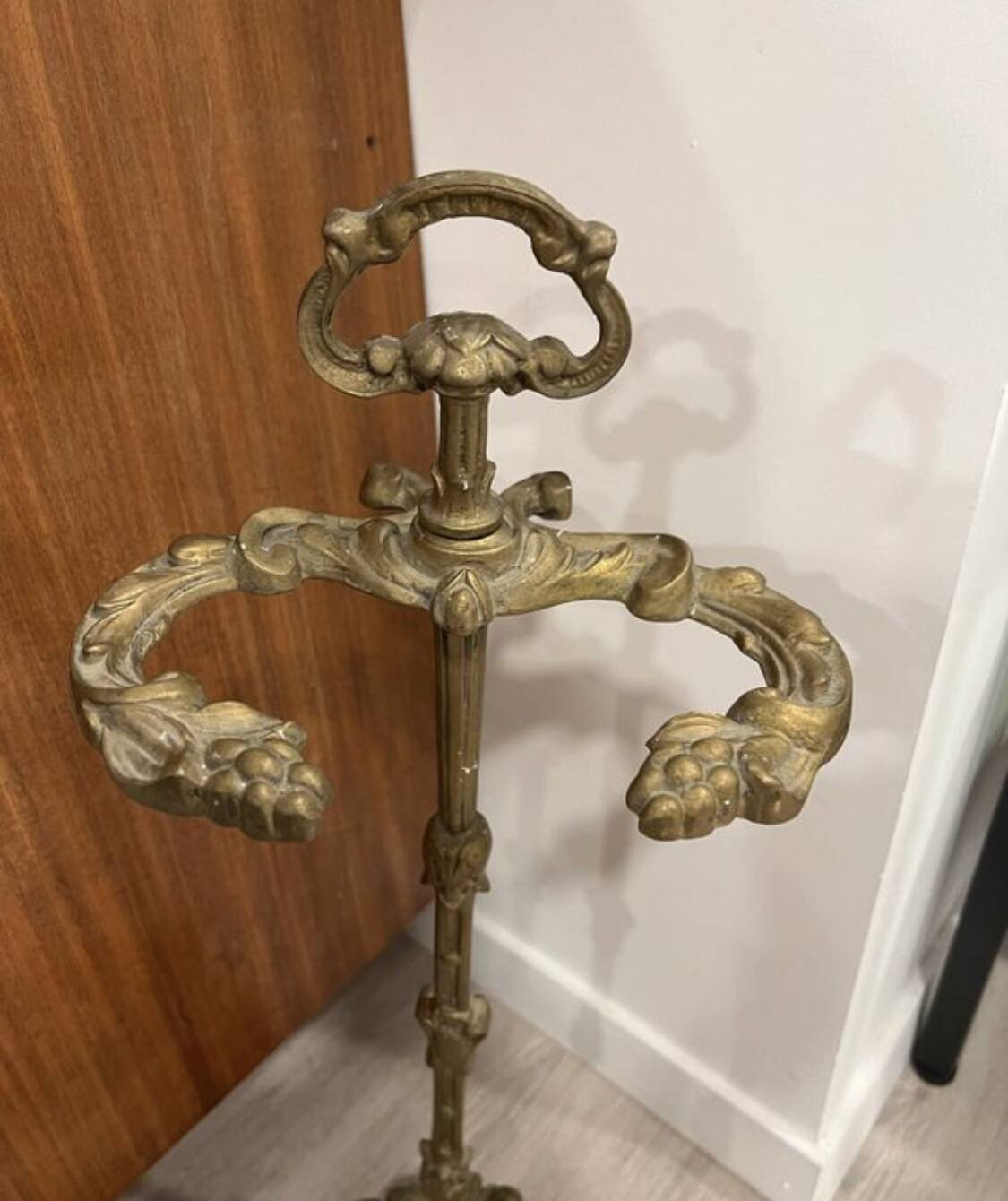 Necessary fireplace set in brass or bronze