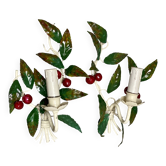 Pair of cherry metal wall lights, white and green, vintage 1970s.