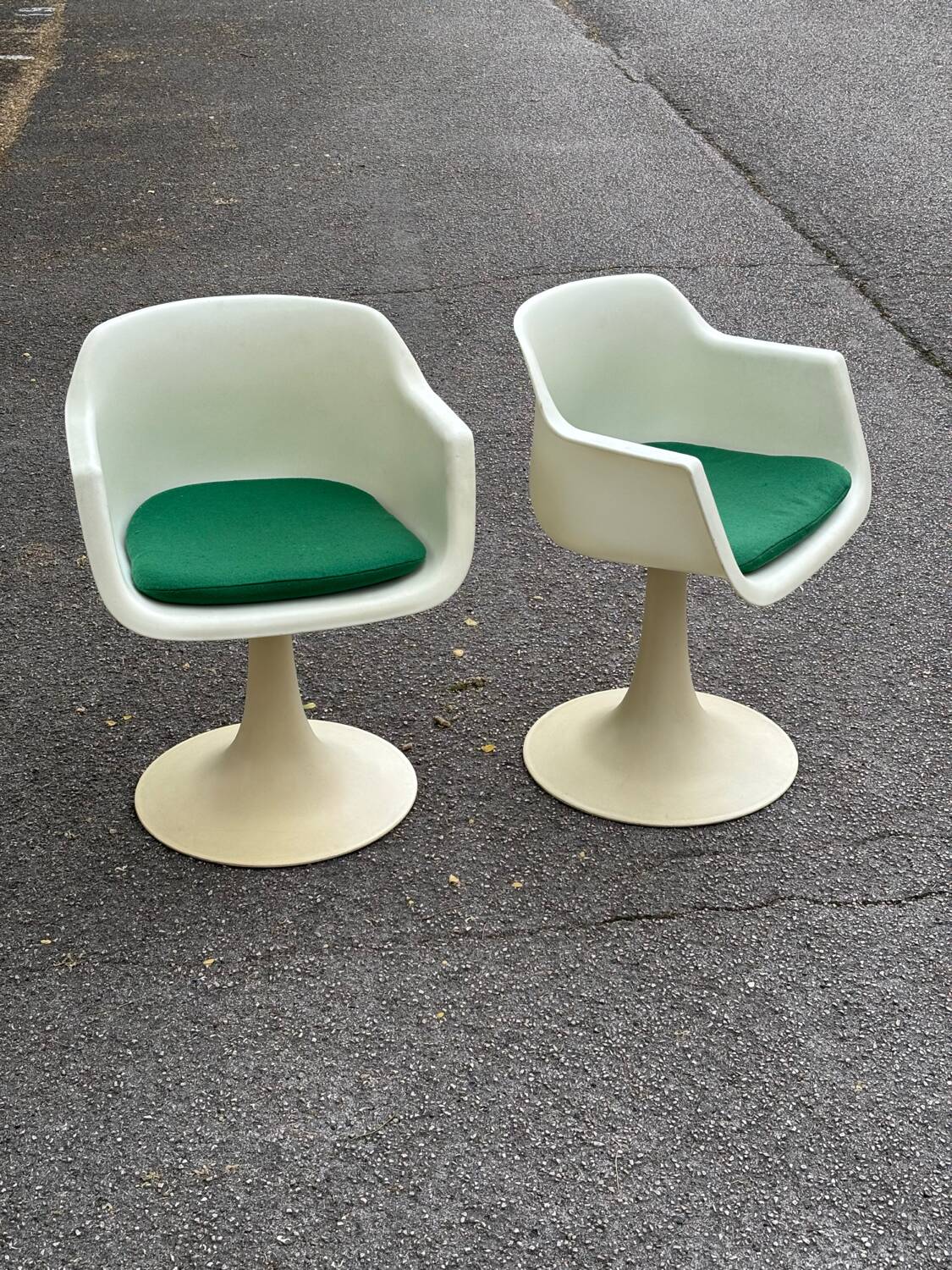 Grosfillex Tulip Chairs, 1972