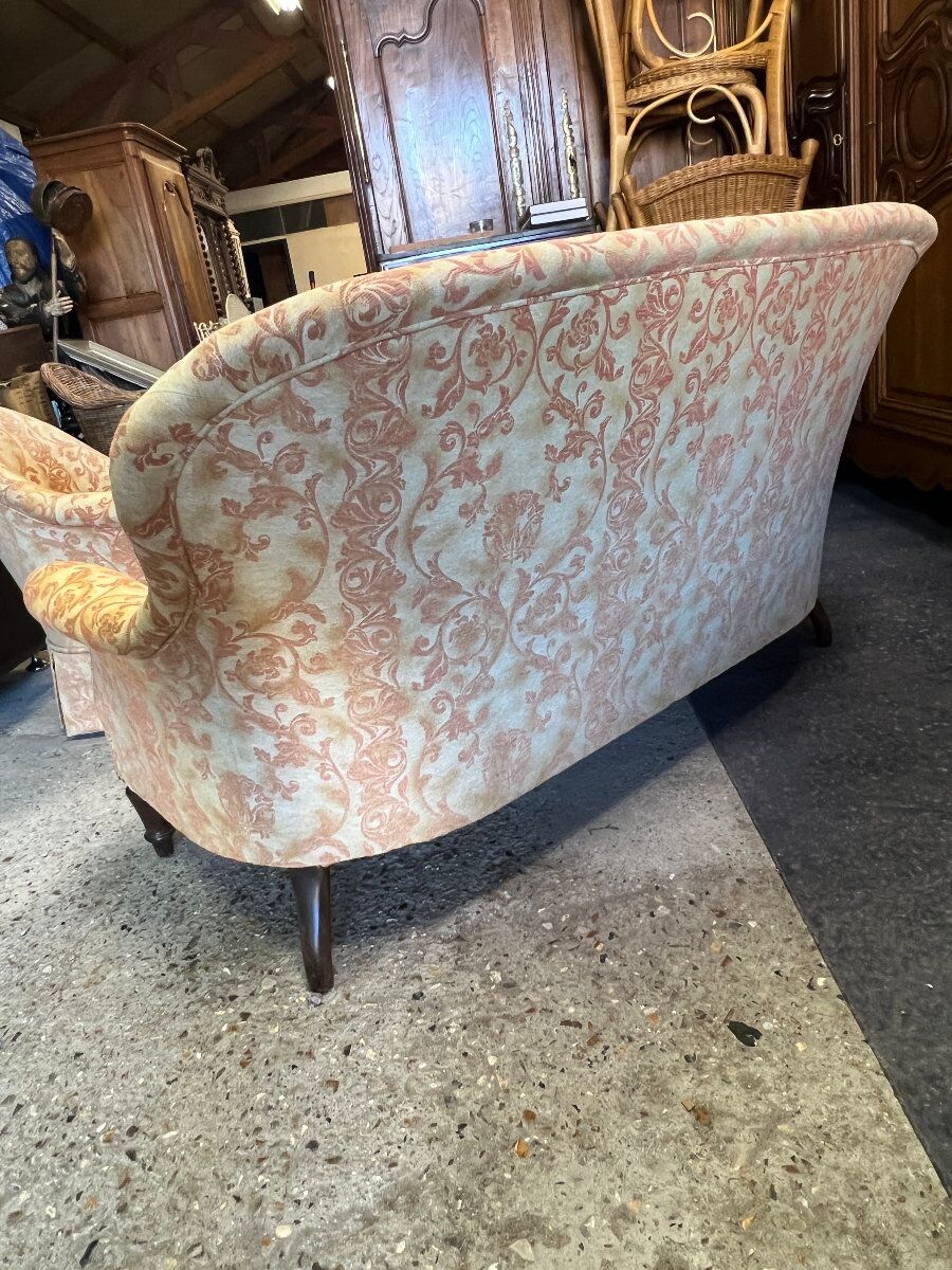 Salon Crapaud ancien de 3 pièces recouvert d’un beau velours, canapé et fauteuils