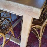 Farm table