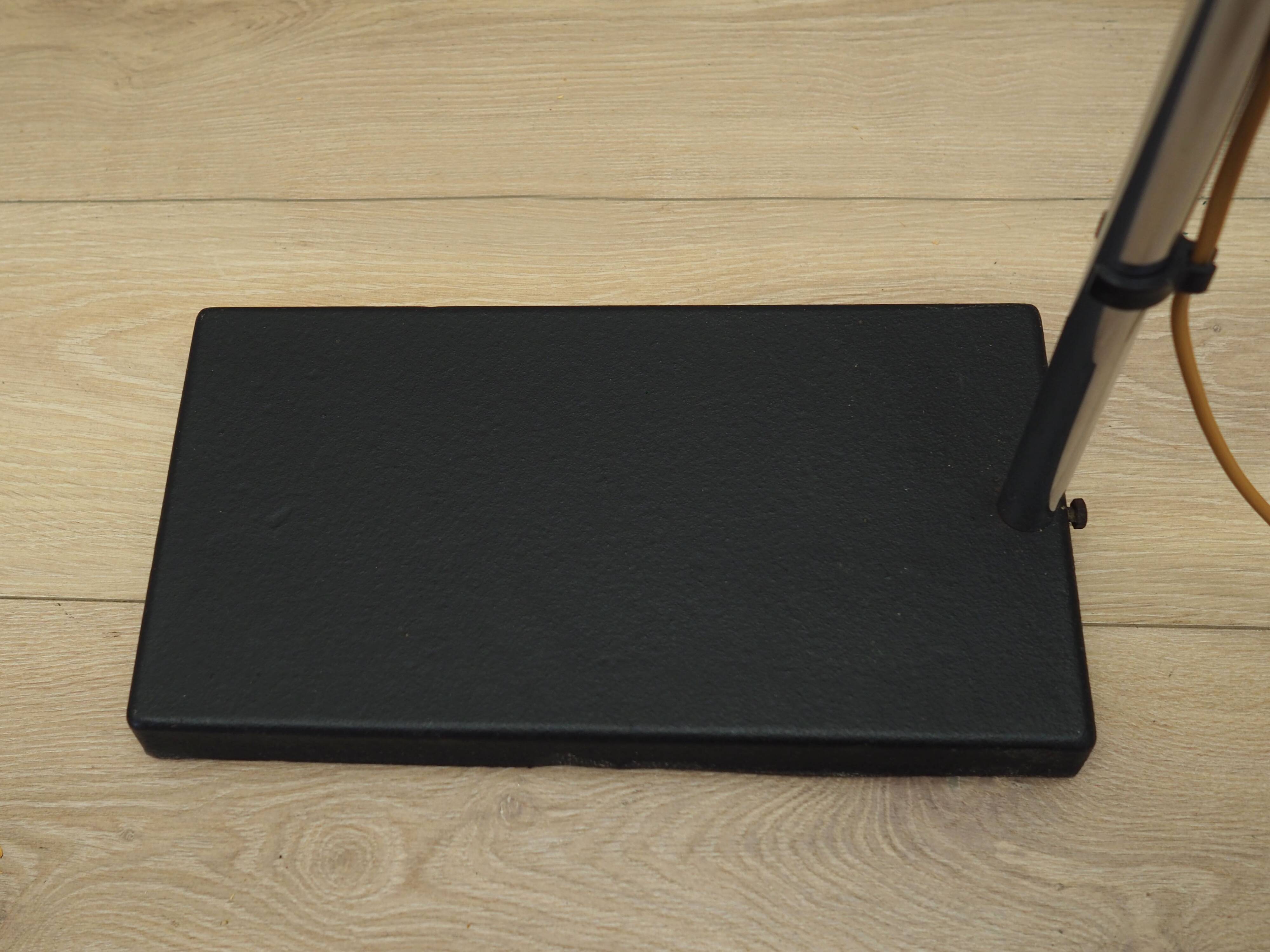 Lampadaire, design danois, années 1980, production : Danemark