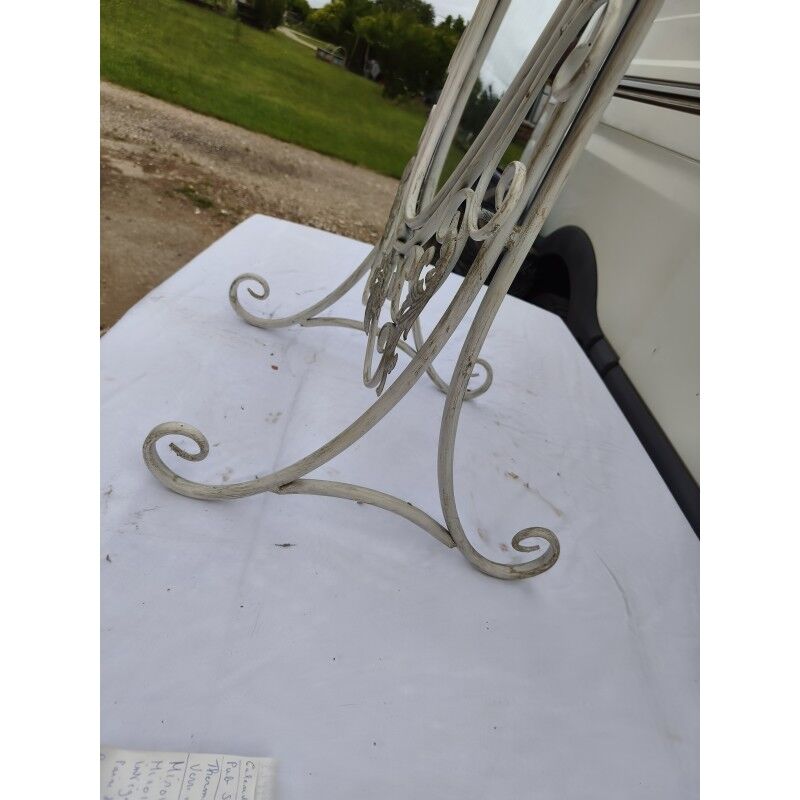Full-length mirror in metal
