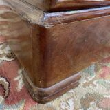 Chiffonnier - Commode époque Louis Philippe en acajou et placage d’acajou.