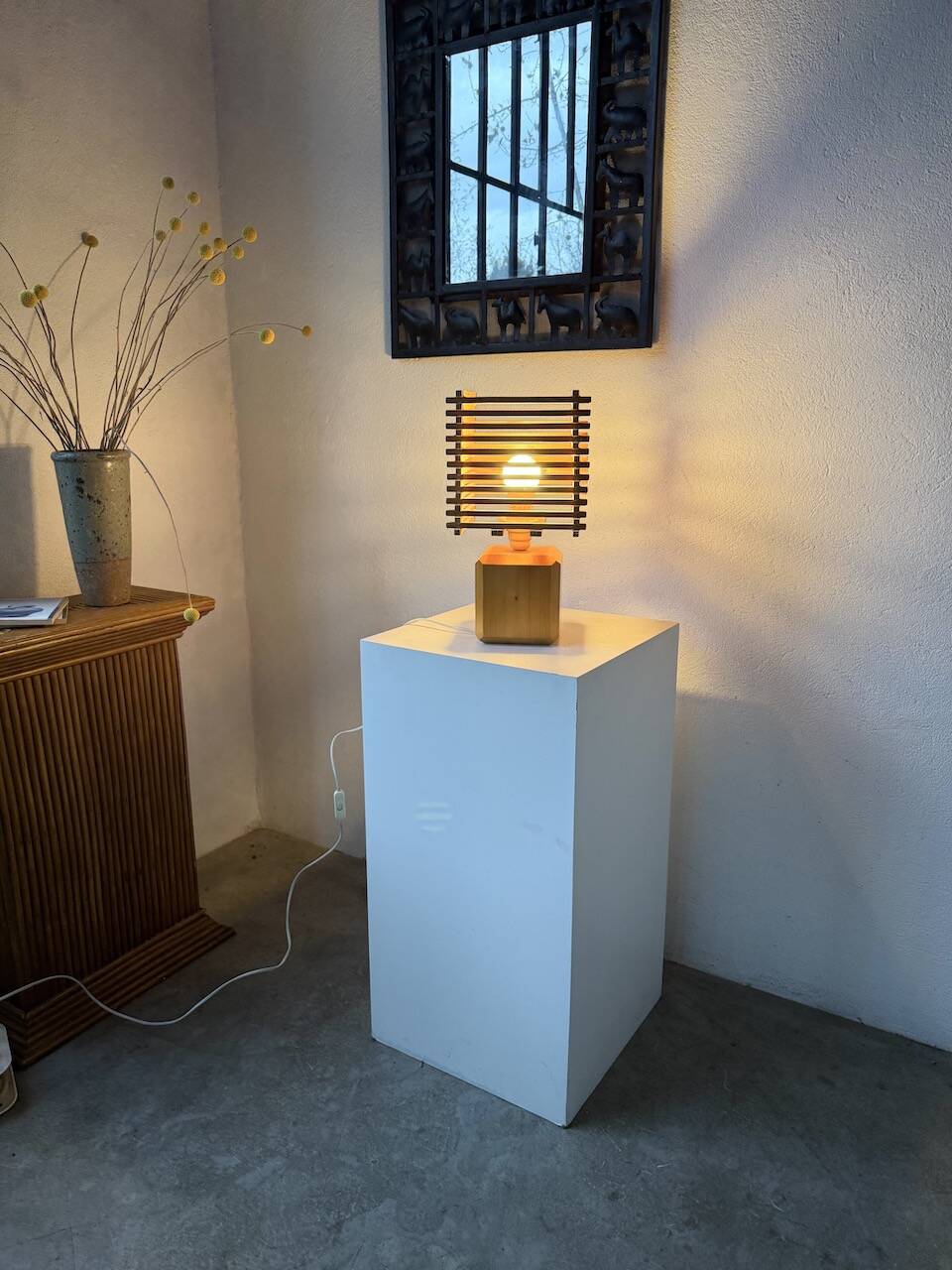 Constructivist wooden table lamp