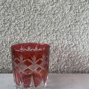 7 verres à apéritif en verre rouge et transparent ciselés vintage