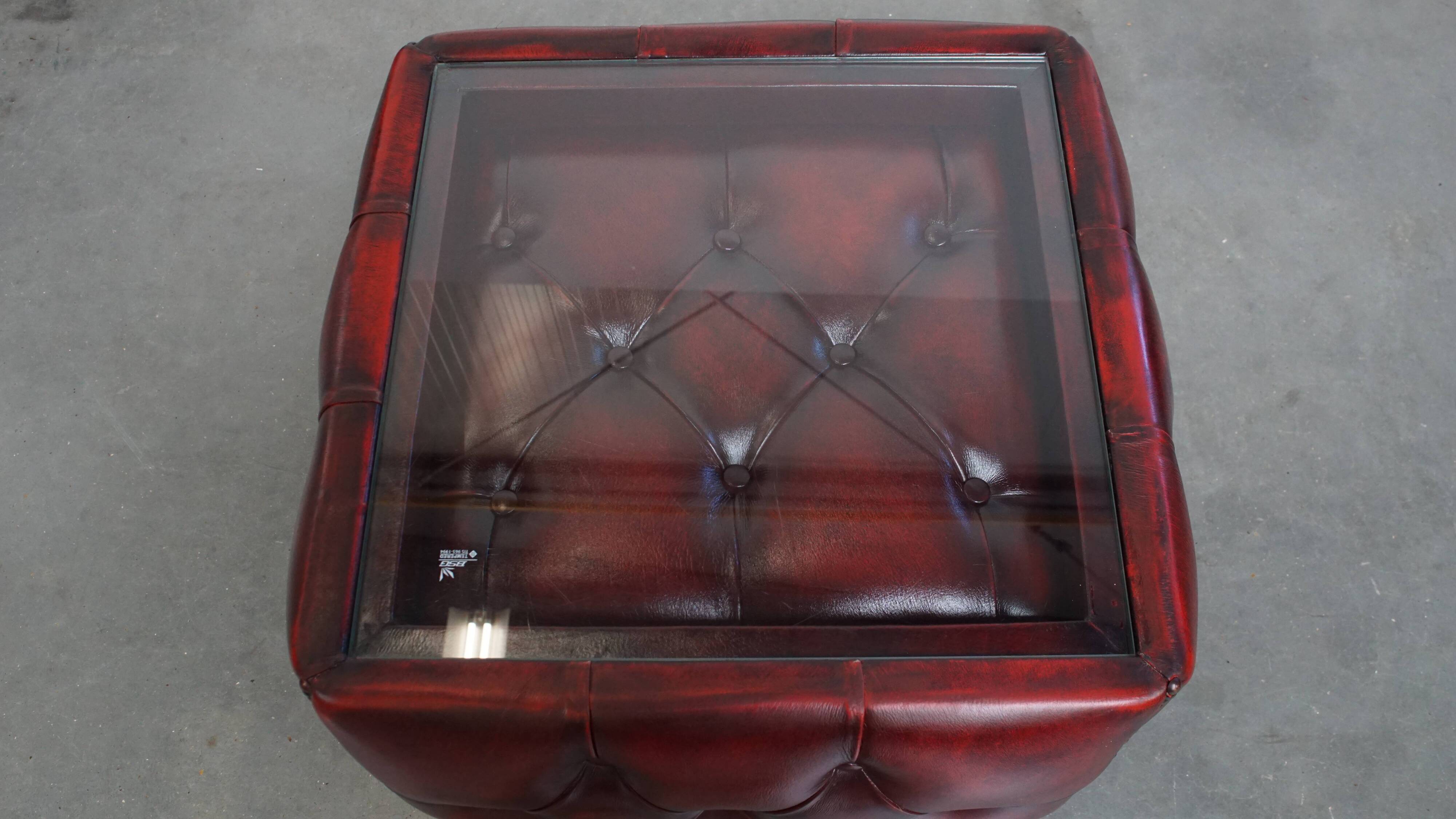 Set of 2 Red Leather Chesterfield Club Chairs with a Side Table