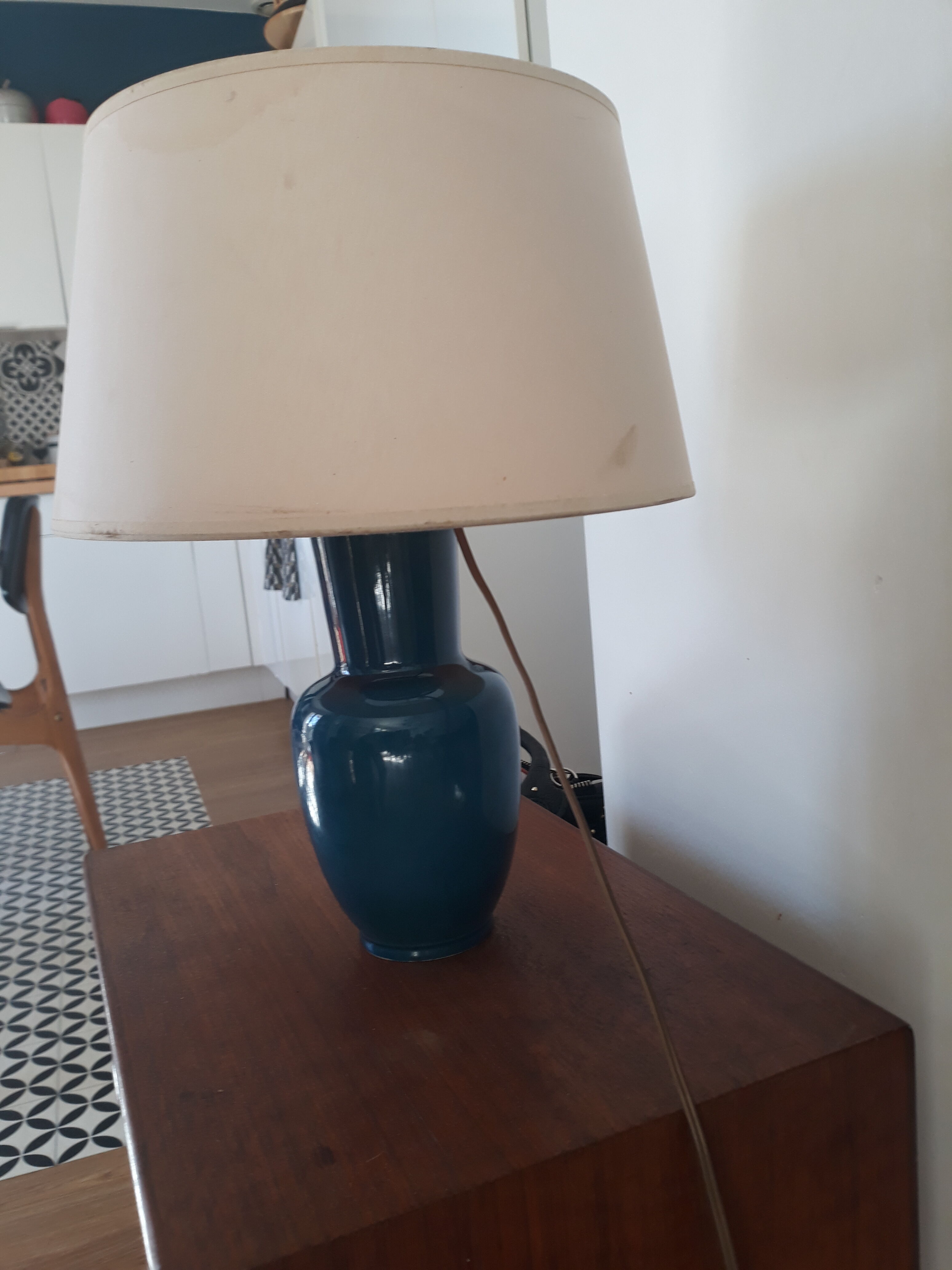 Ceramic lamp