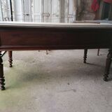 Flat desk