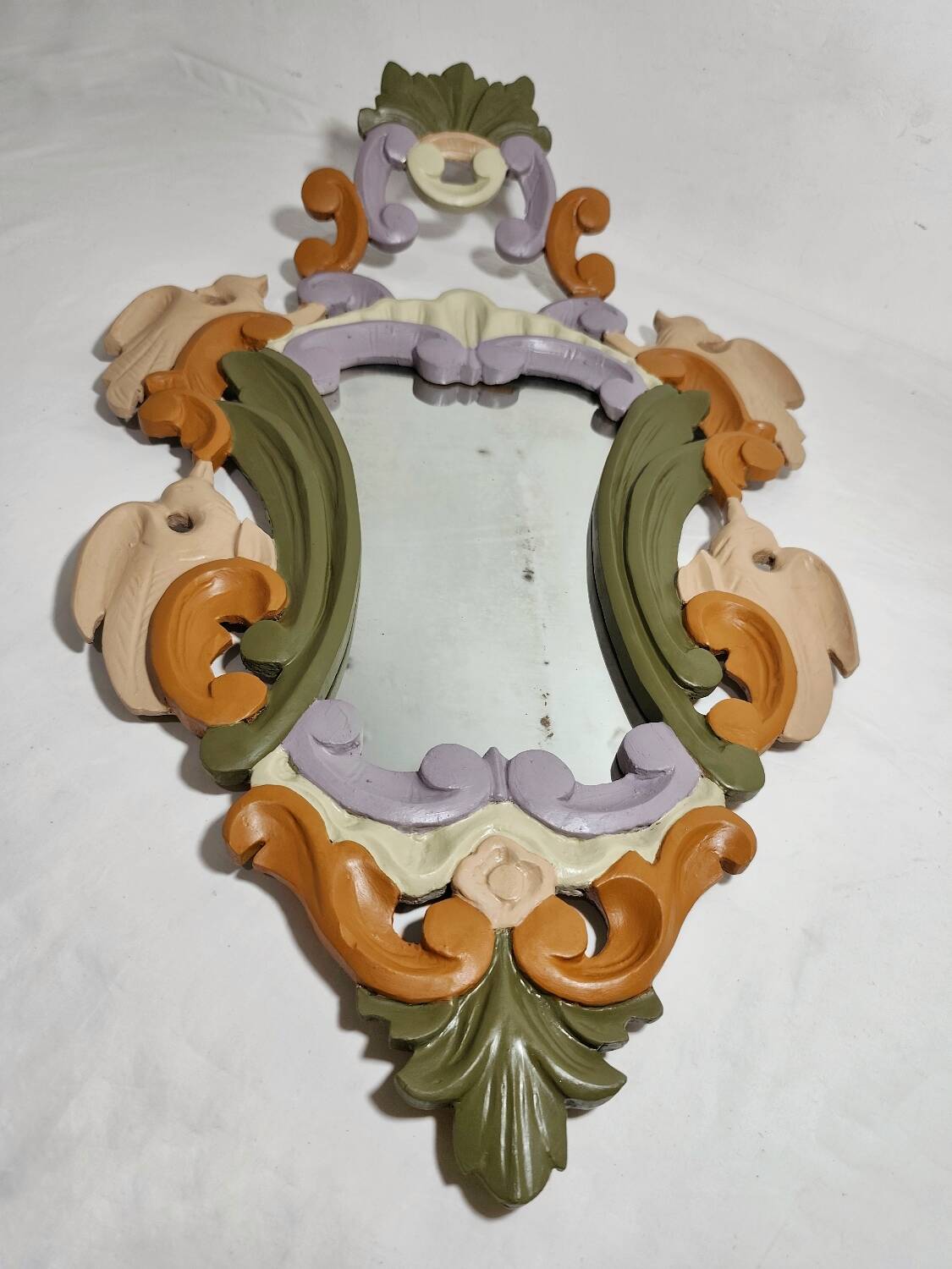 Espejo Barroco de madera. España, 1950s.