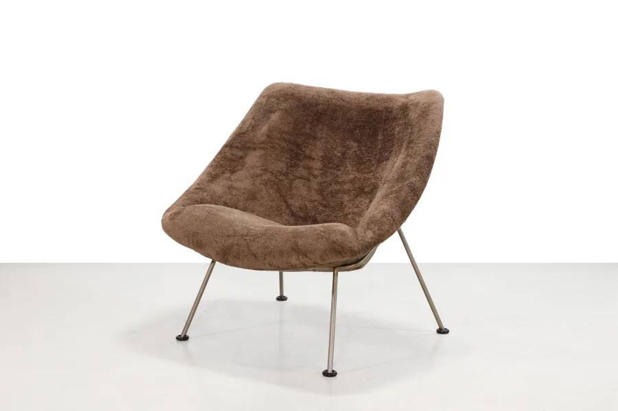 Artifort Oyster model F157 armchair by Pierre Paulin, 1950s