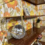 String wall shelf