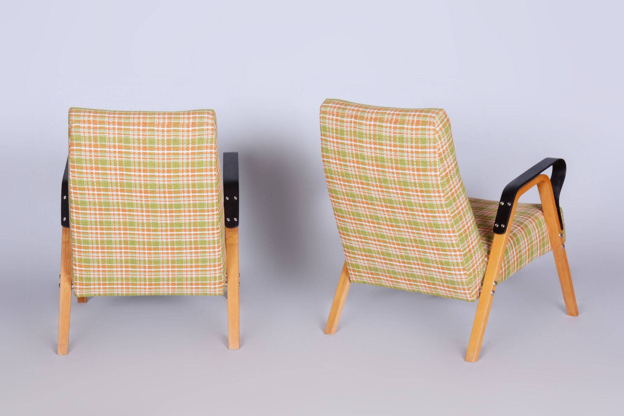 Pair of Restored Mid-Century Oak Armchairs by Tatra Pravenec, Czechia, 1950s
