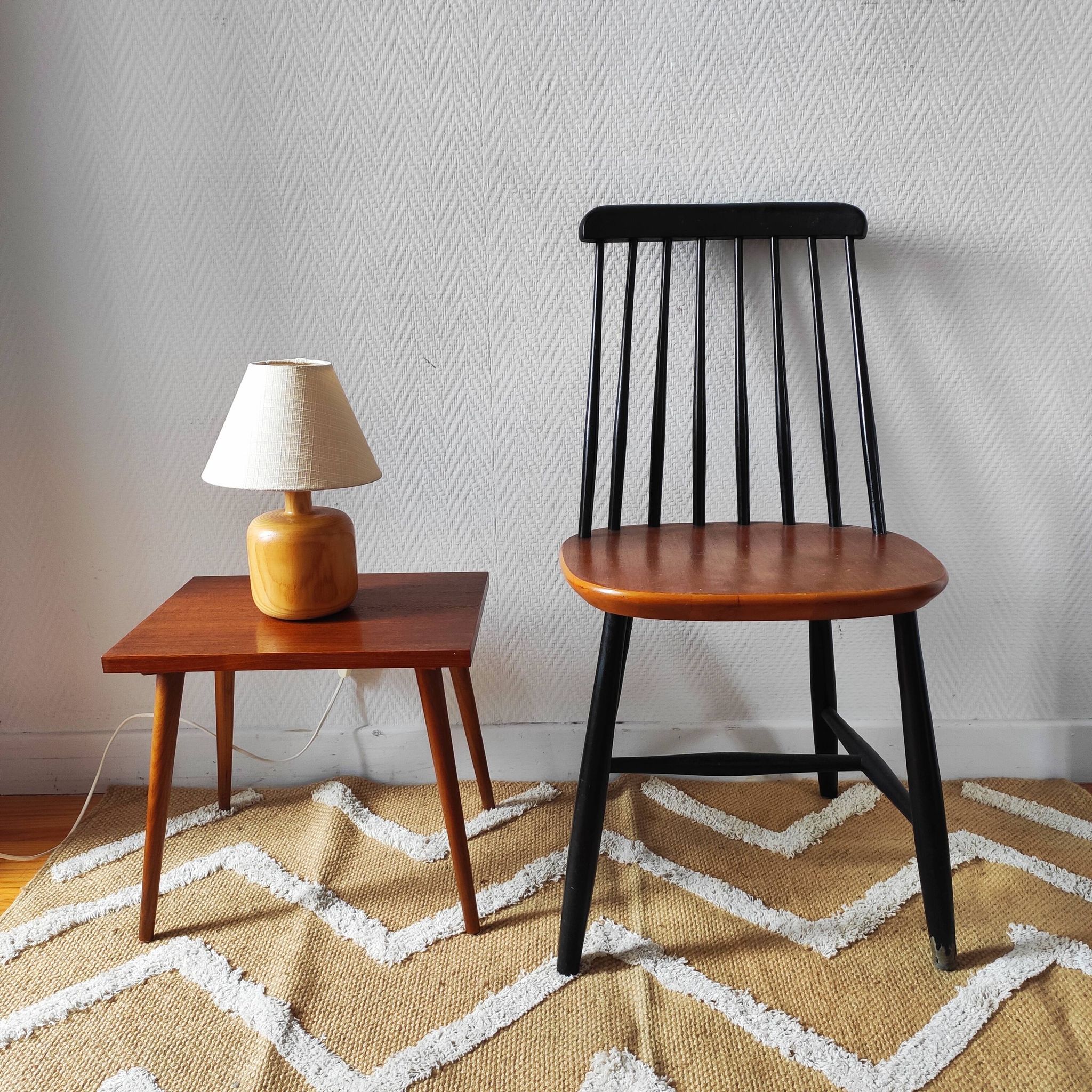 1950-60 Scandinavian style side table minimalist bedside table
