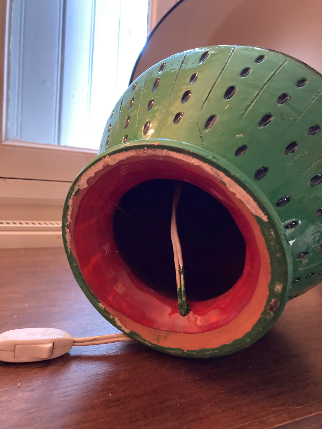 Handcrafted green ceramic lamp