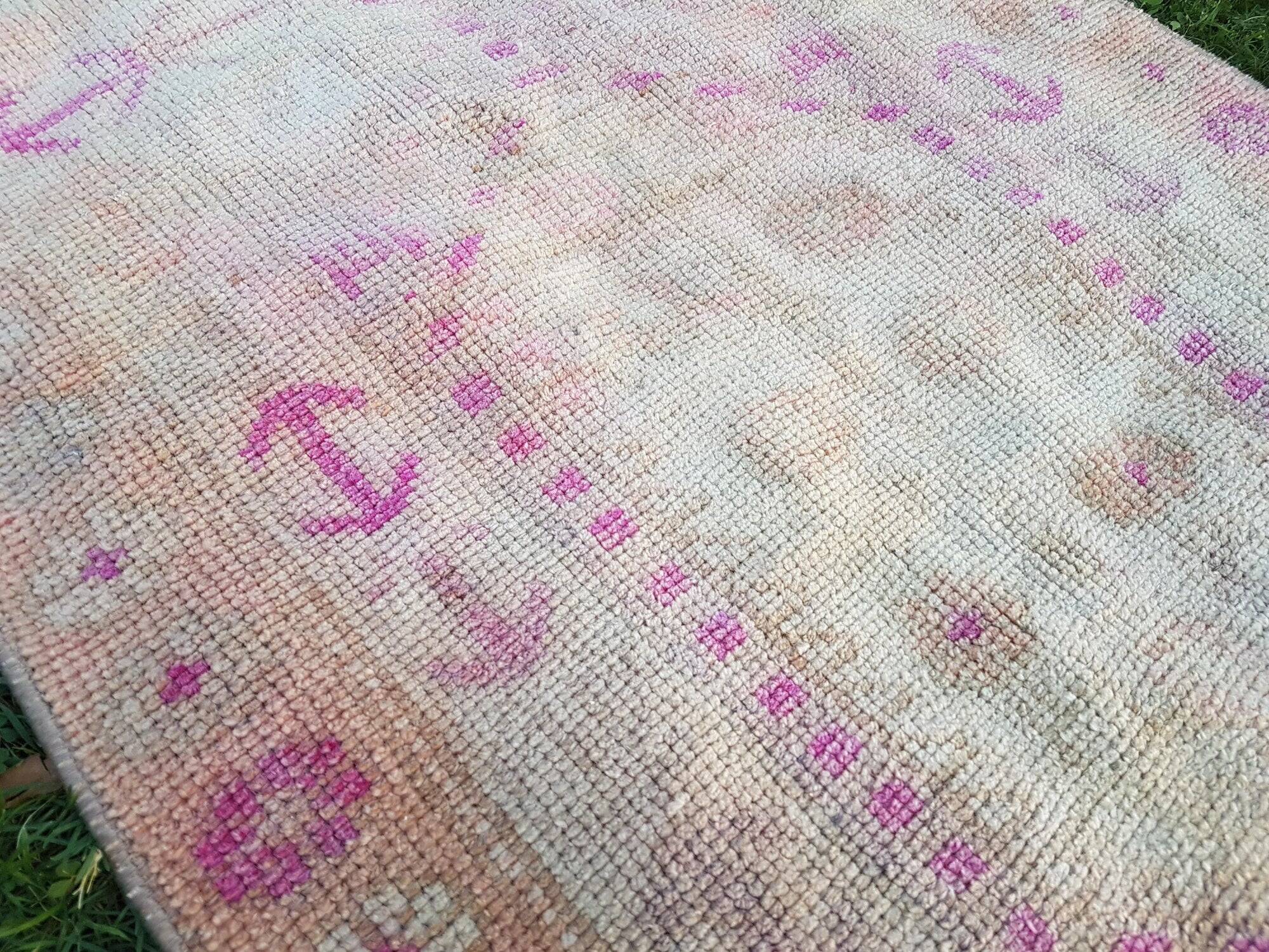 Vintage Turkish hallway rug 84x470 cm