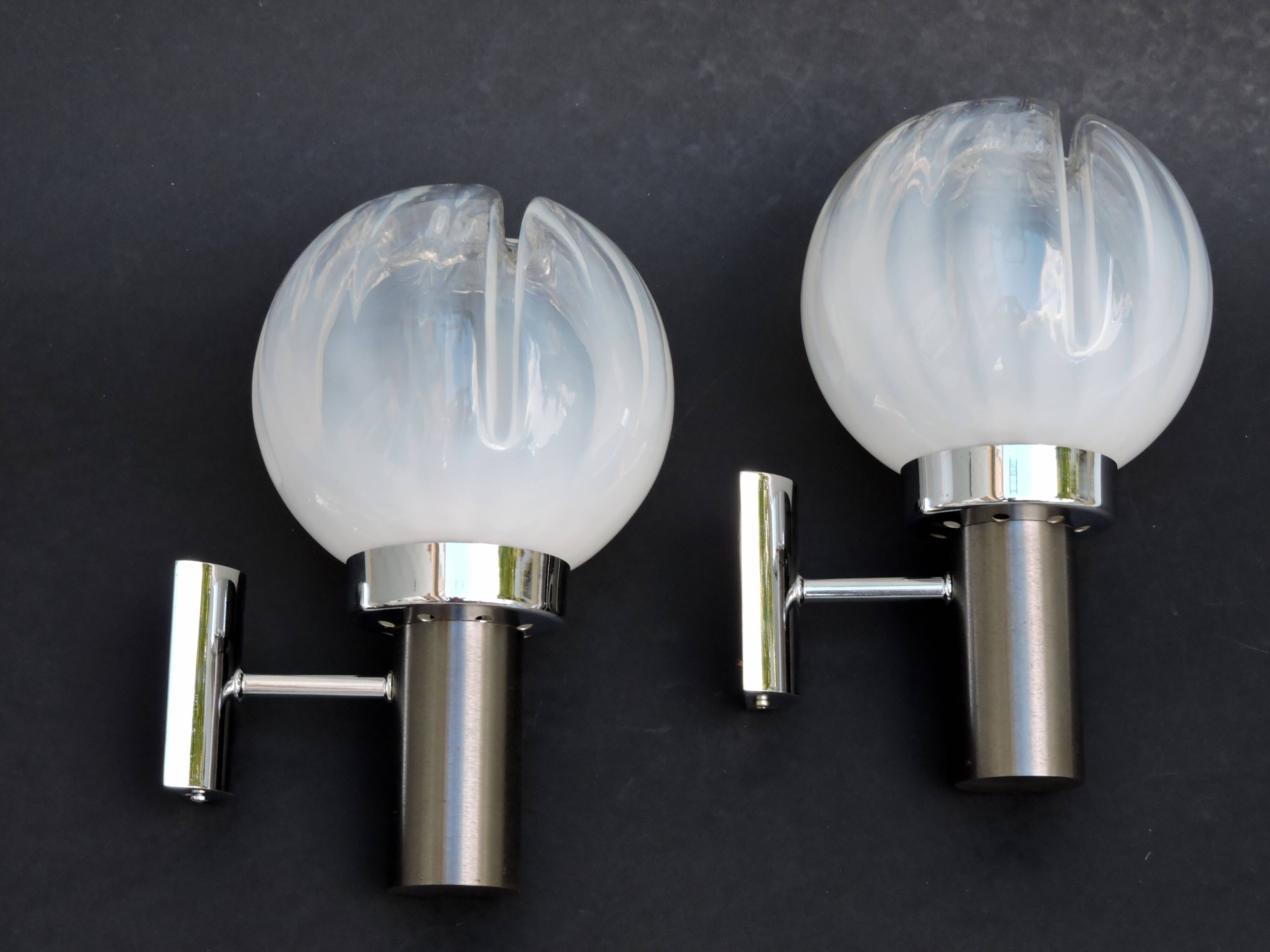 Pair of wall lamps Mazzega opalescent Murano Italy