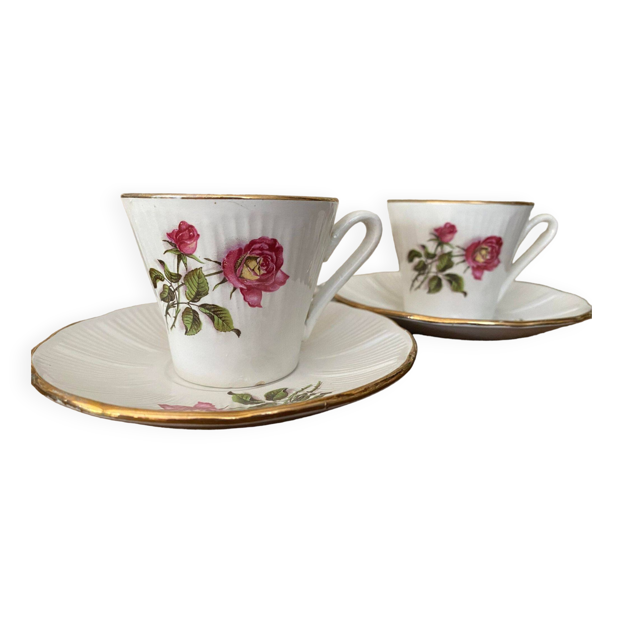 2 cups and saucers decorations pink and rosebud