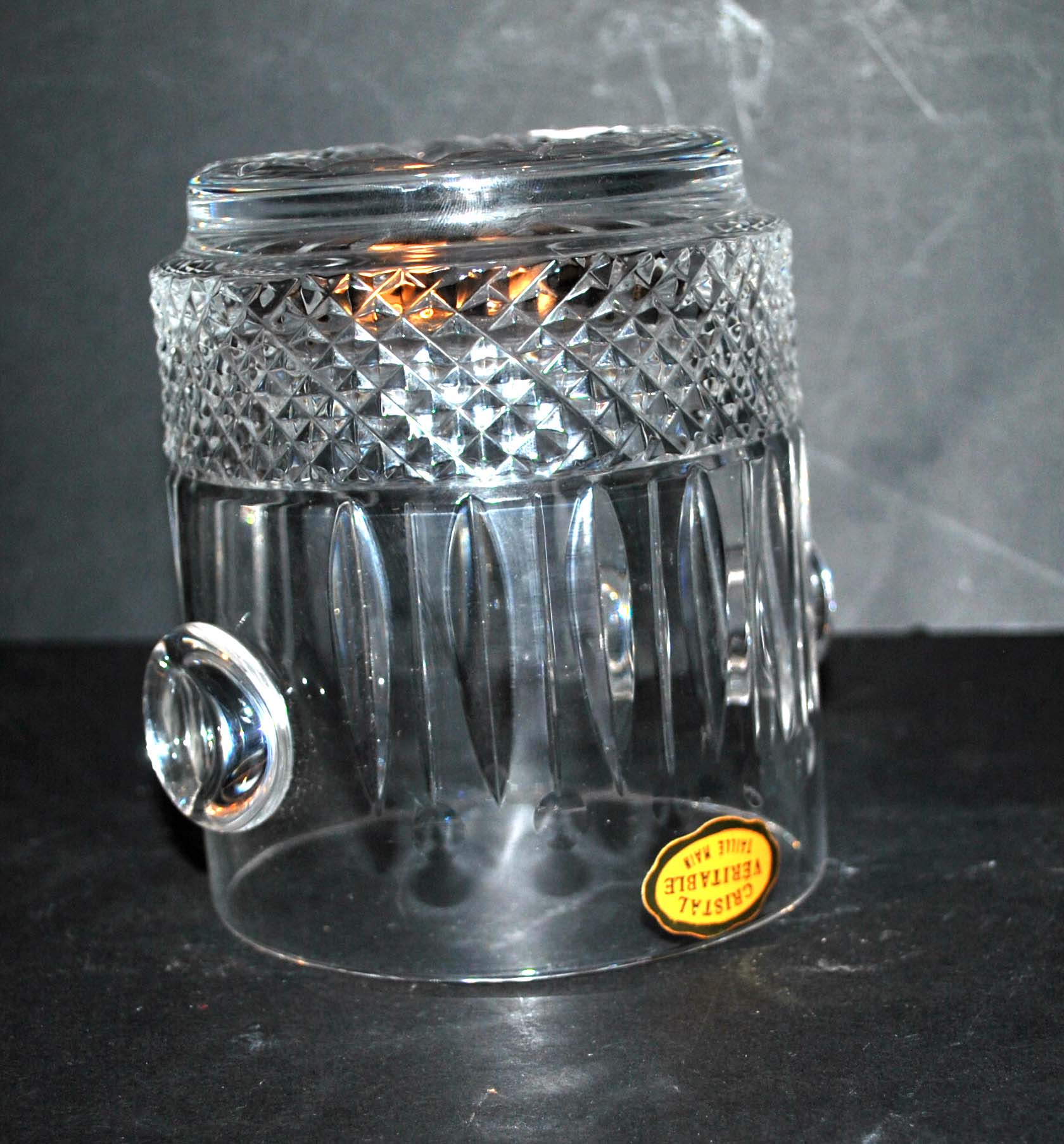 Vintage crystal moulded and cut ice bucket