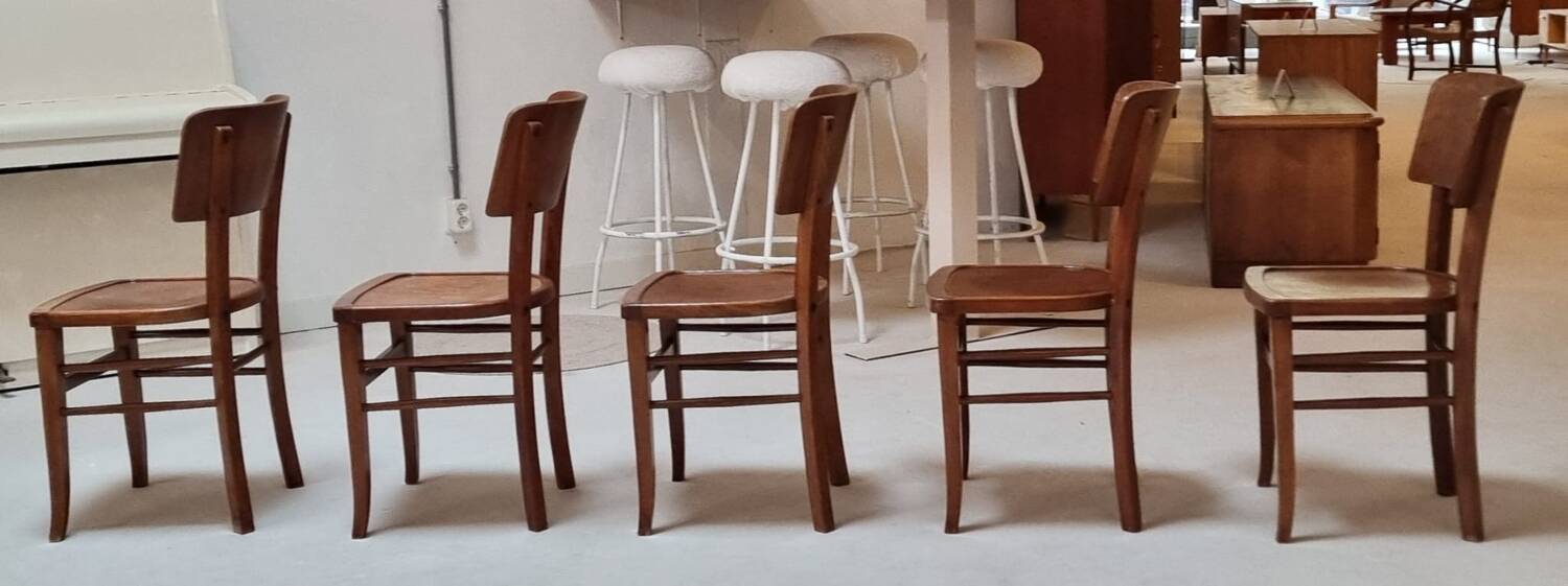 Chaises du milieu du siècle