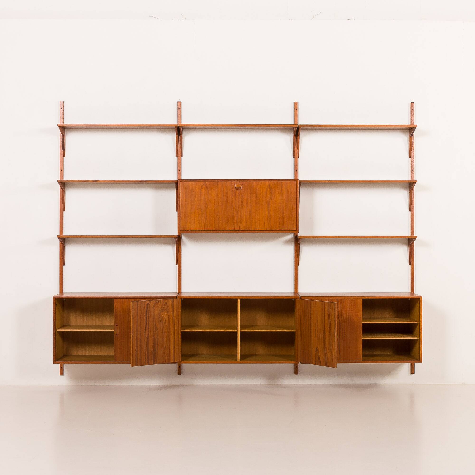 Hansen and Guldborg 3 bay teak wall unit, Denmark 1960s