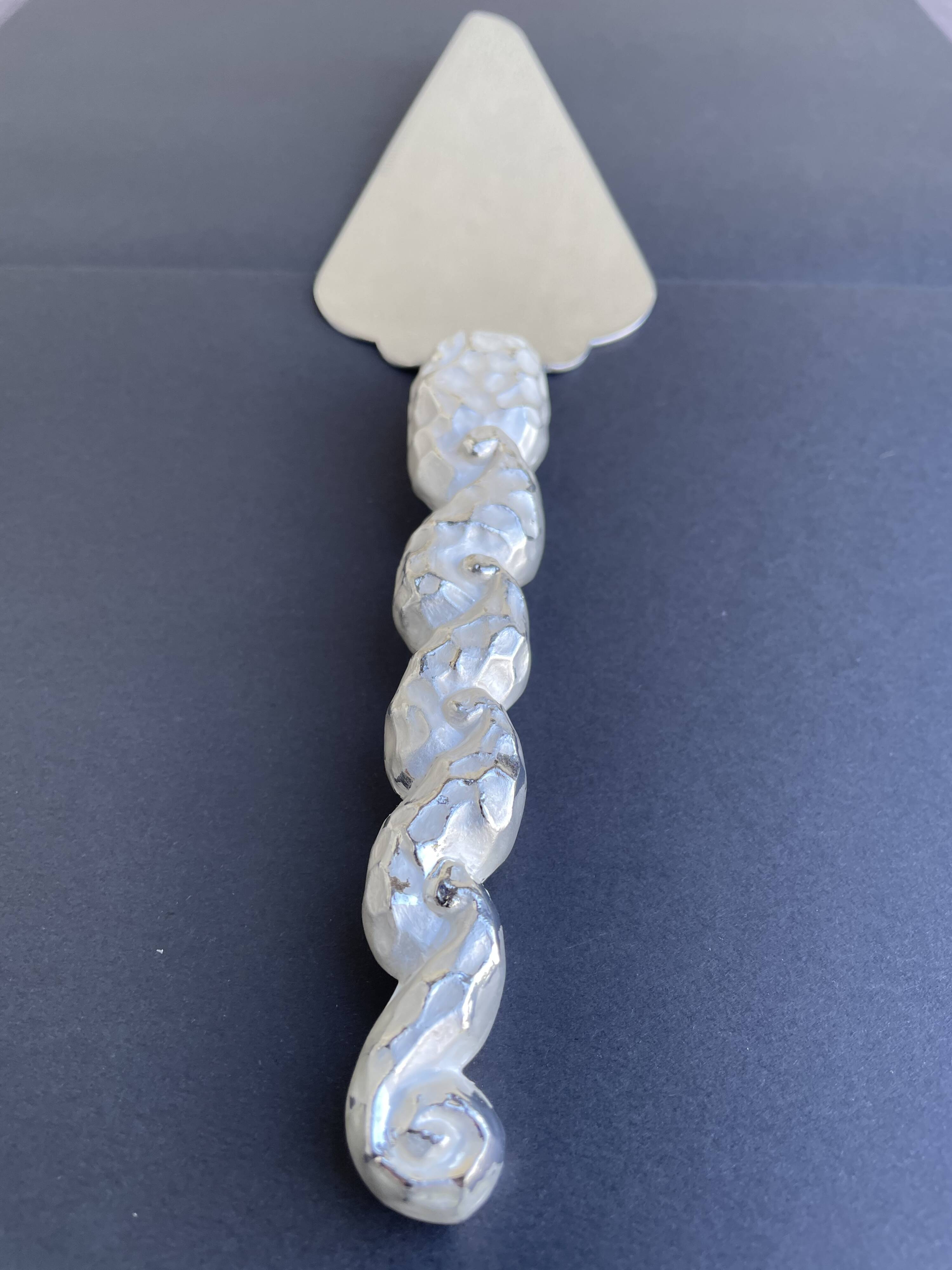 Modernist pie server with a hammered handle