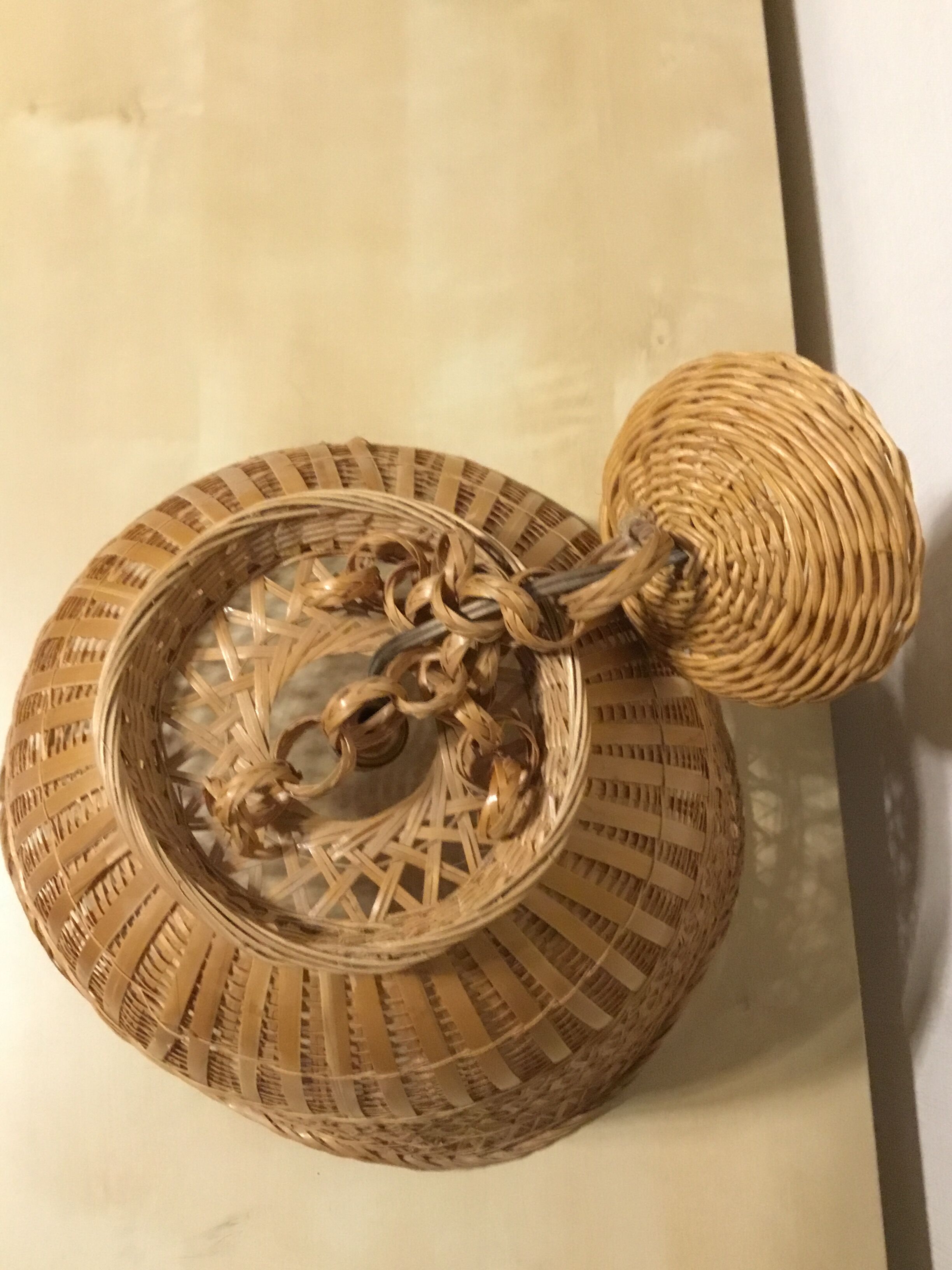 Vintage wicker hanging lamp