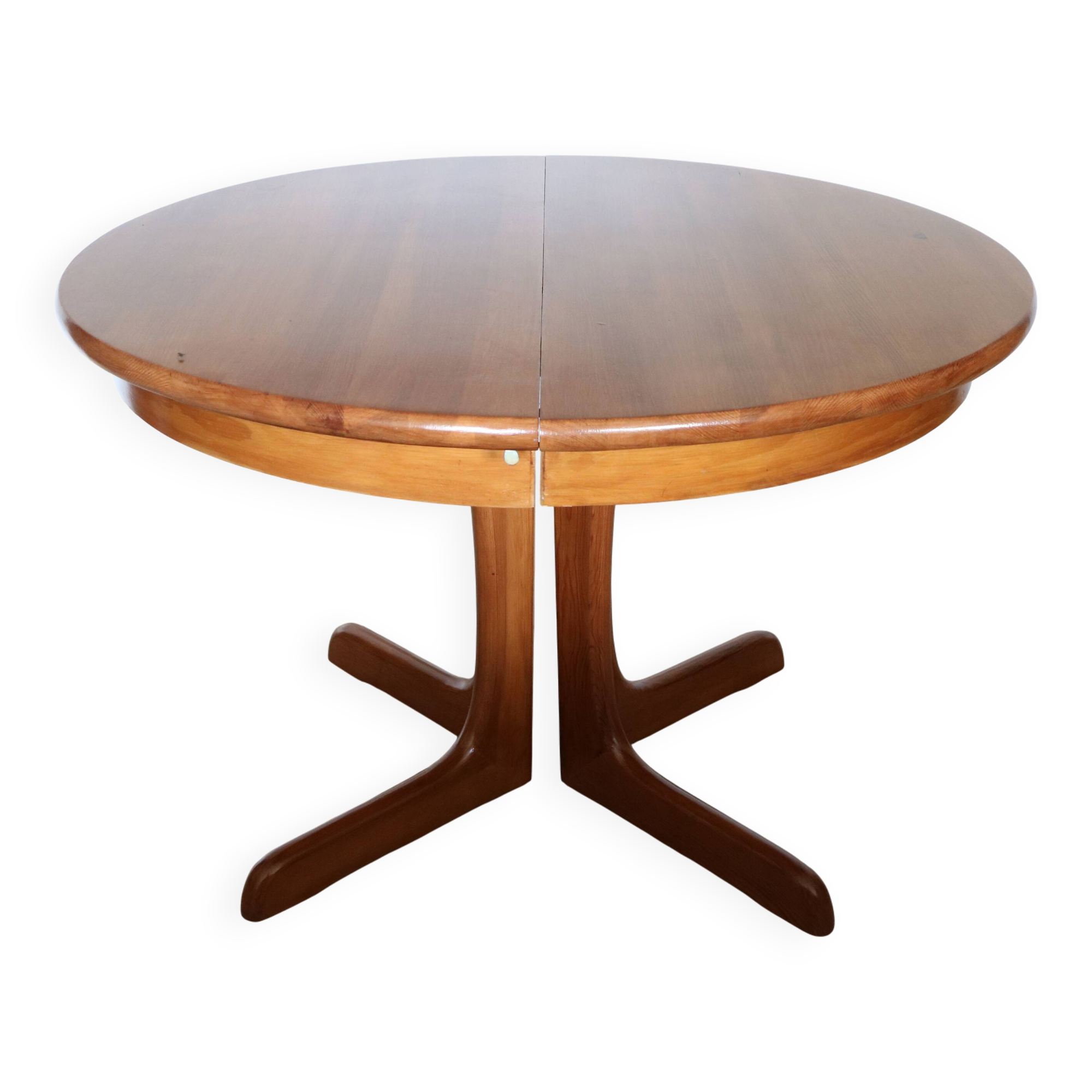 Extendable round table, solid wood, 1970
