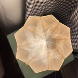 Pink star table lamp