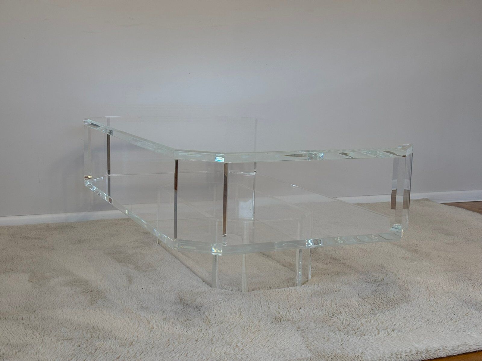Table basse en verre acrylique transparent