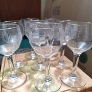 Set of 8 vintage bistro drop aperitif glasses.
