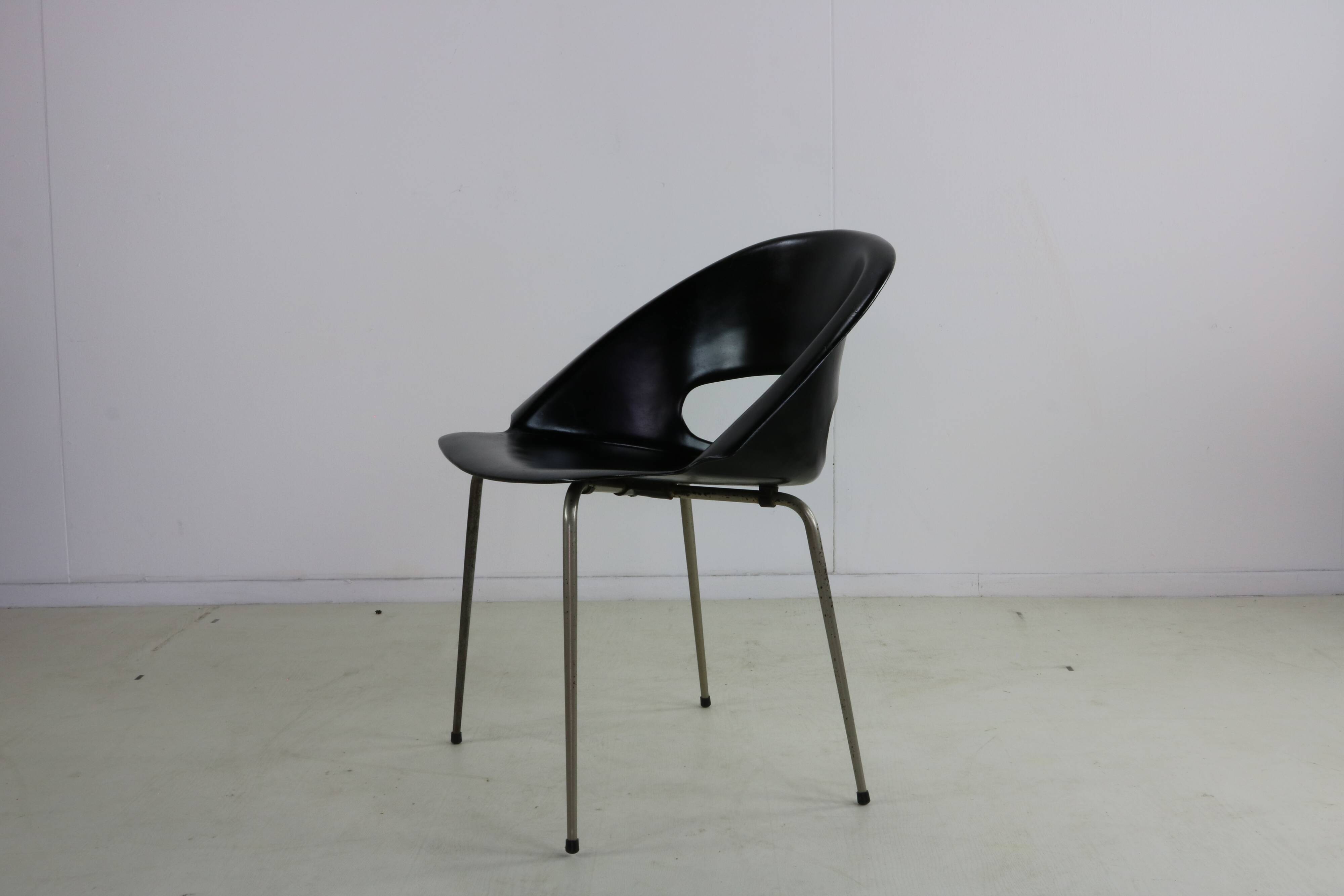 Fifties design dining chair by Kar Lyngfeldt for BovirkeDenmark