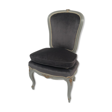 Chauffeuse de style Louis XV bois laqué gris rechampi or