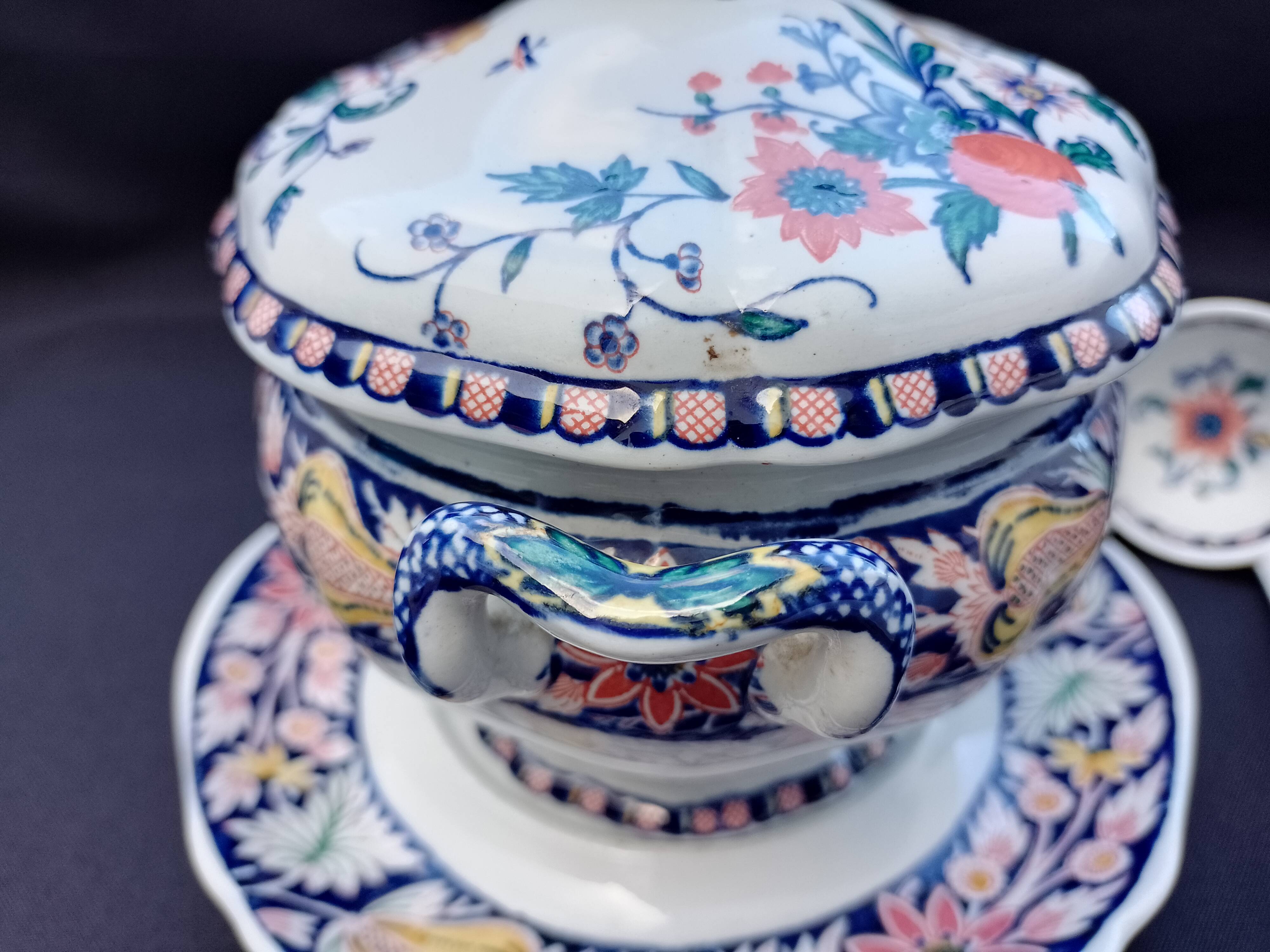 Antique Wedgwood Etruria Poterat 4 Piece