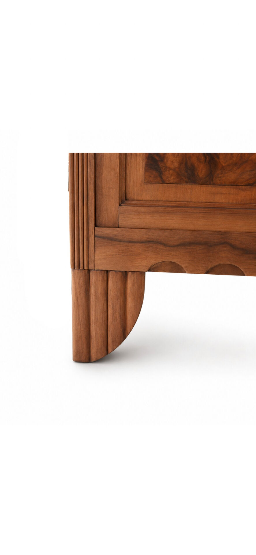 Large Art Deco buffet in walnut veneer and marble, 1930s