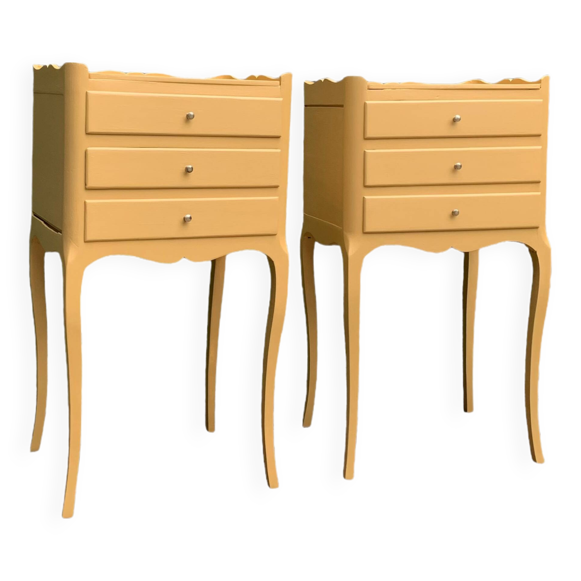 Pair of vintage Louis XV style bedside tables