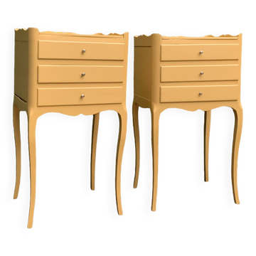 Pair of vintage bedside tables in Louis XV style