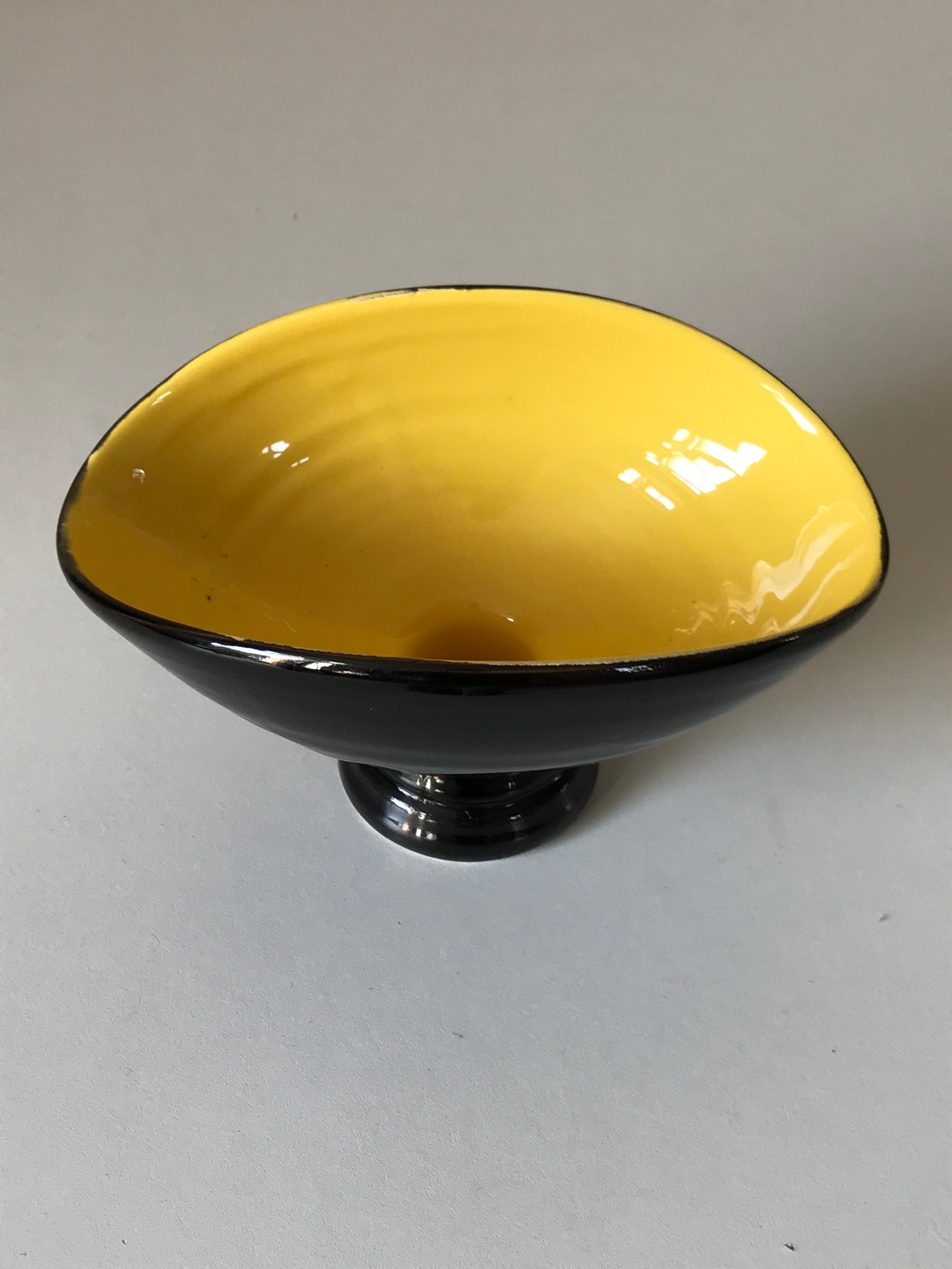 Cut free form vintage design 60s