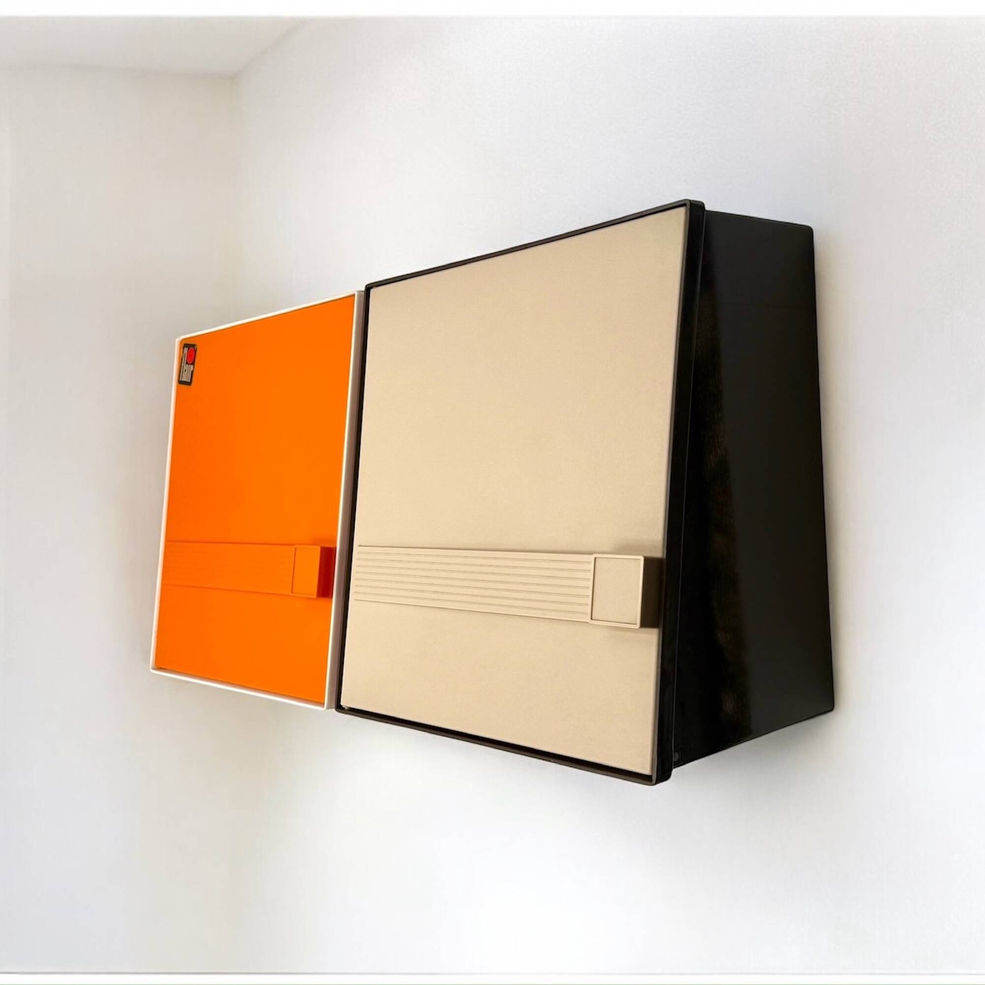 Vintage Plastic Wall Cabinets by Flair, 1970s