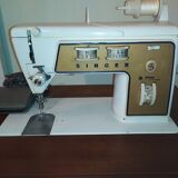 Furniture singer 700 and sewing machine