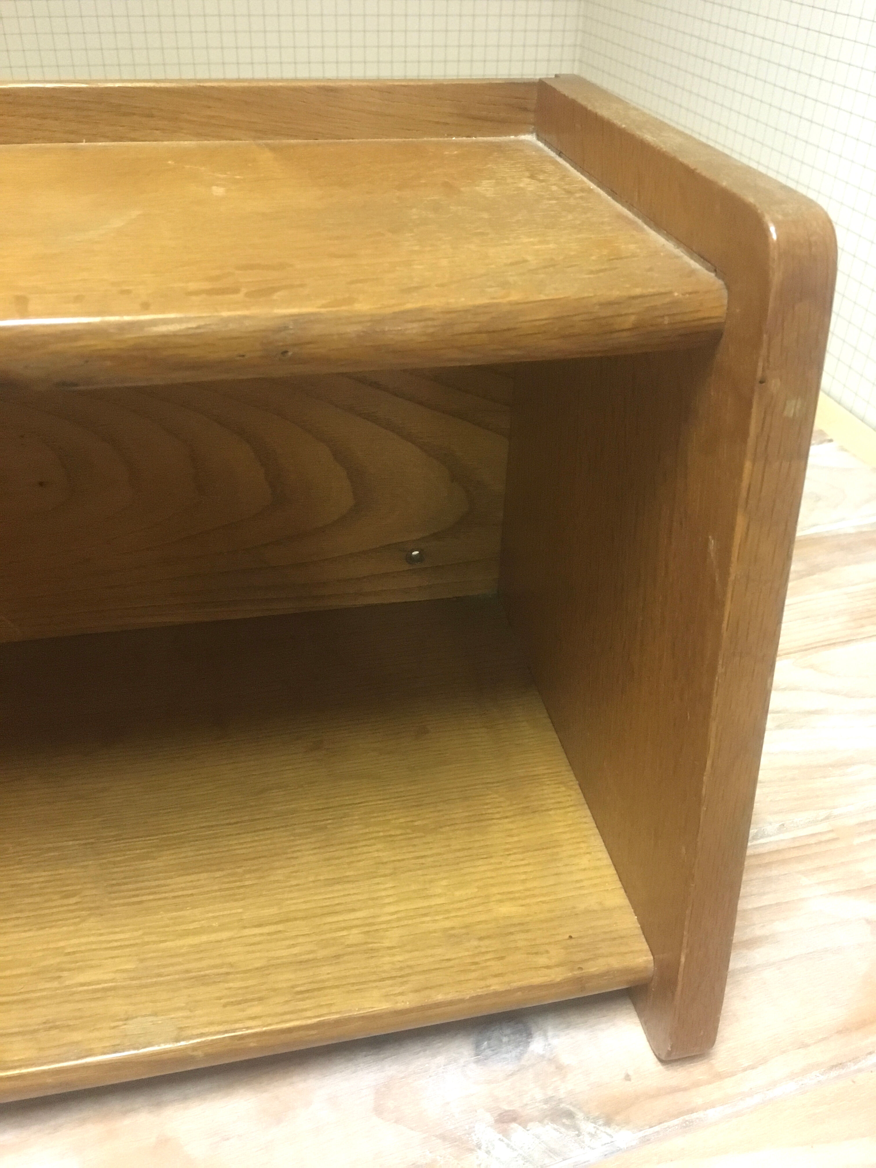 Etagère murale en bois